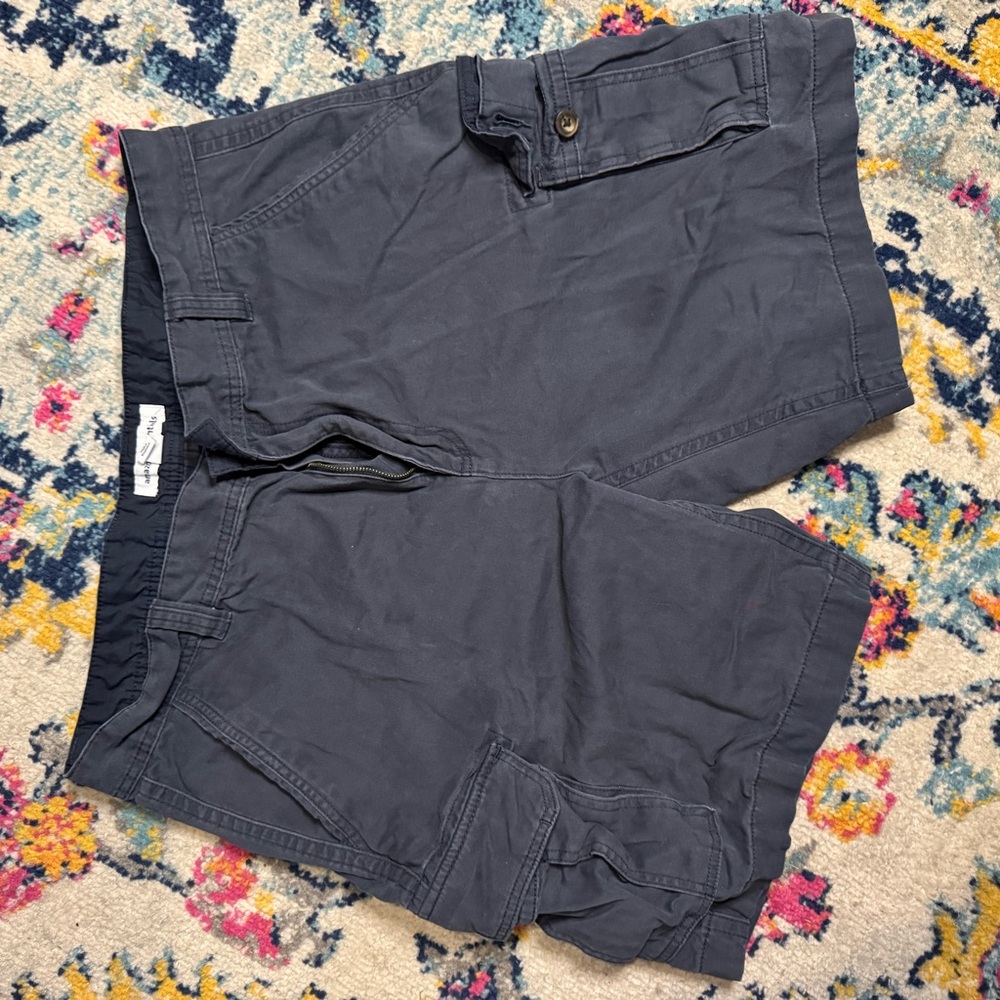 Men’s cargo shorts